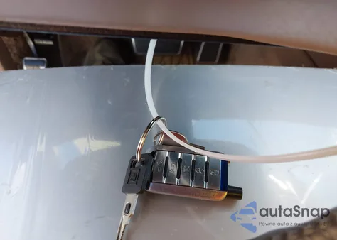 1991 Buick Riviera z USA, uszkodzony, nr VIN 1G4EZ13L4MU409300